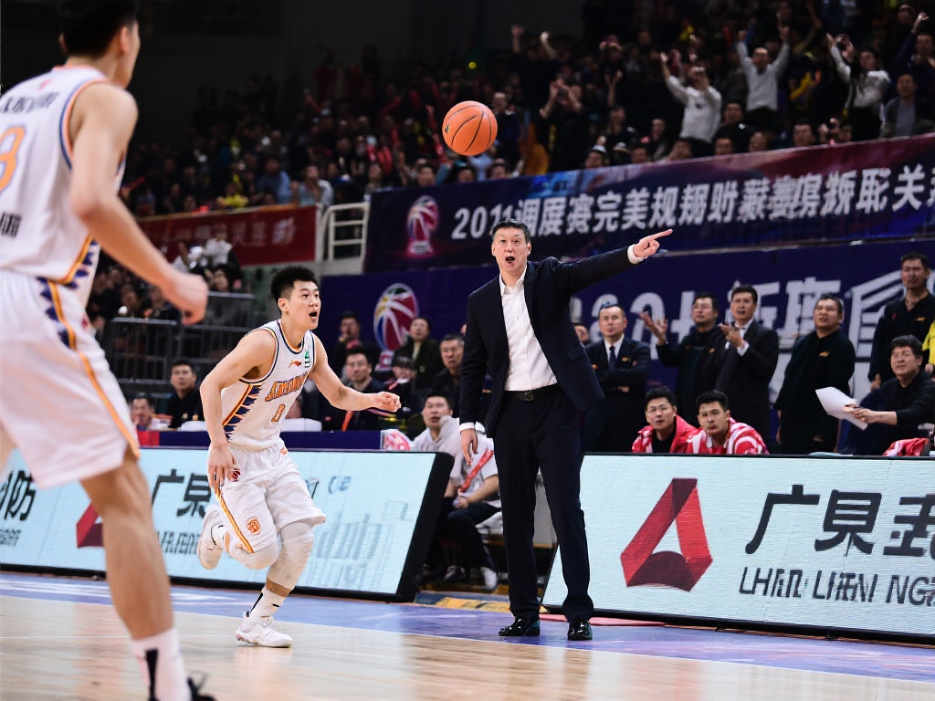 “阿莫林大刀阔斧！或清洗多将筹资锁定奥斯梅恩”