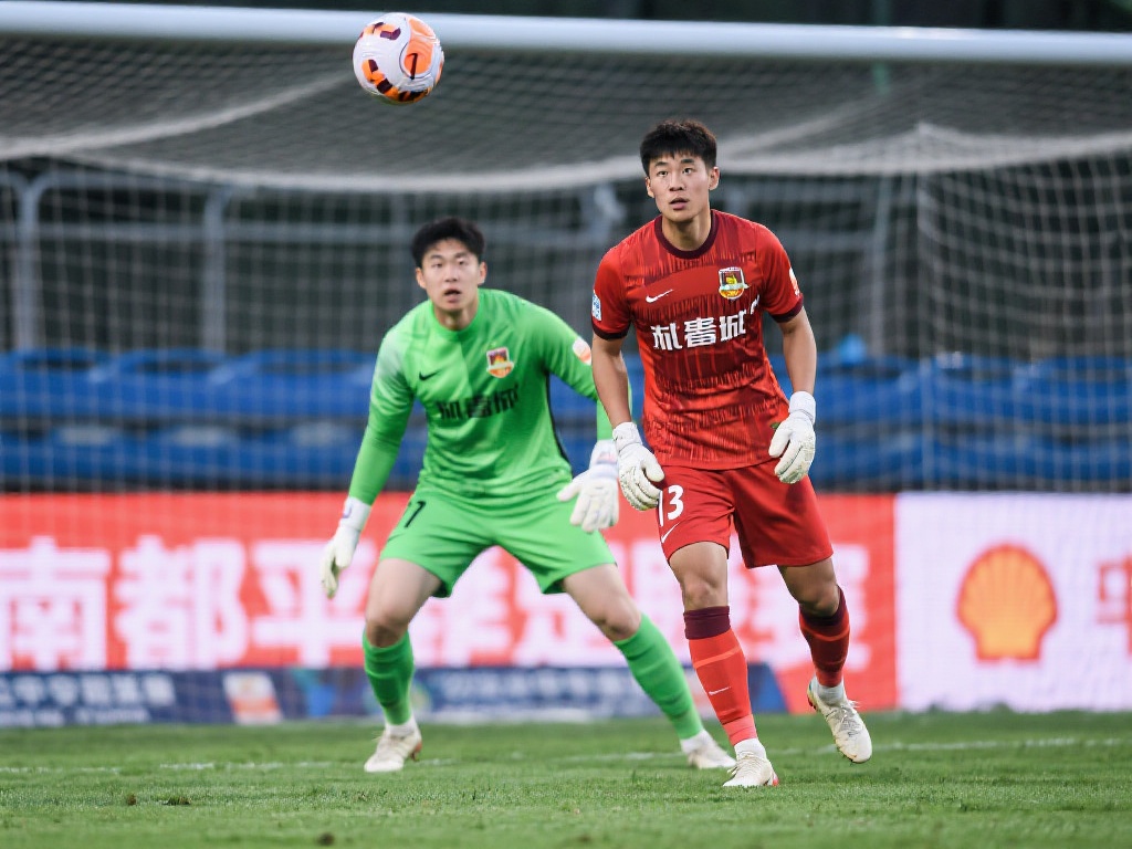 英超演变史：探寻英格兰顶级足球联赛的辉煌历程