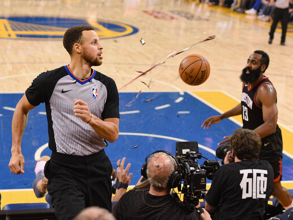 克林斯曼：亚洲杯失利归因于孙兴慜与李刚仁的表现